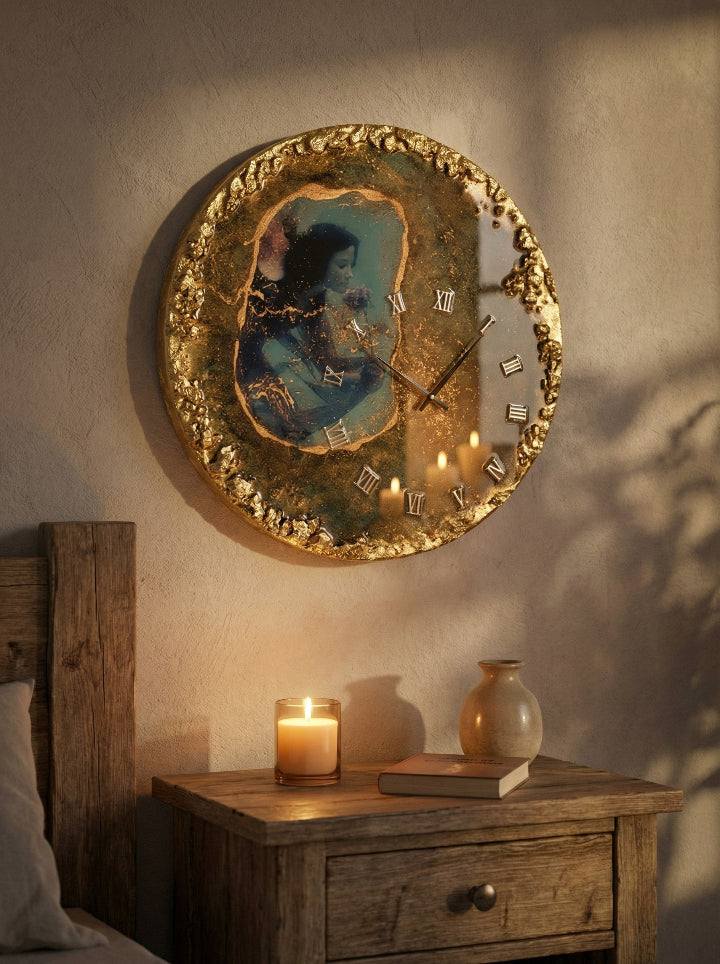 Personalised resin clock 50 cm — unique functional wall art gift, made in Spain by ConelAlma